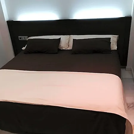 Del Golf Aparthotel Barcelona
